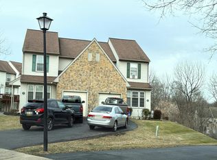 13 Winterset Ct, West Grove, PA 19390