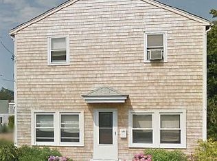 79 Eustis Ave, Newport, RI 02840