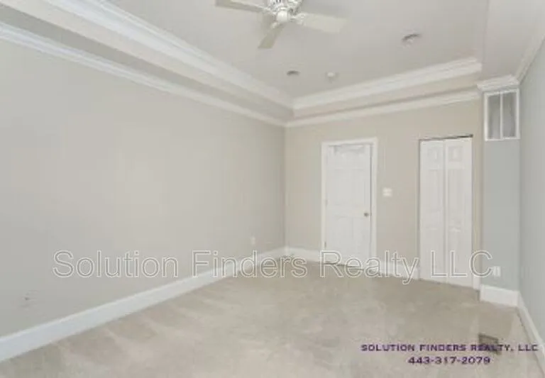 3403 Hudson St — Photo 10