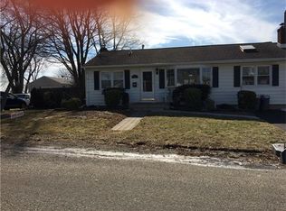 417 Gulden St, Keyport, NJ 07735