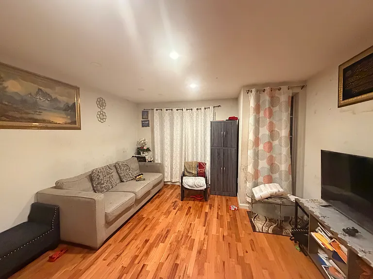 127 Mariners Ln — Photo 3