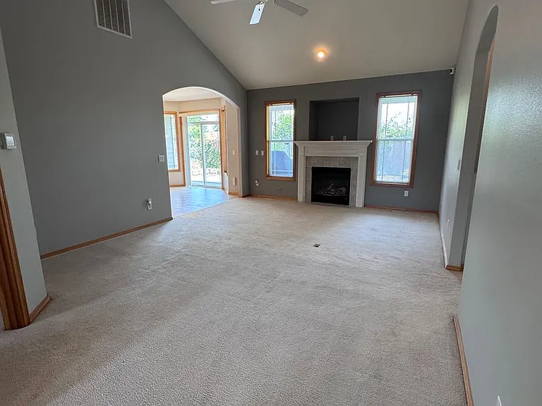 8909 Eagle Point Loop Rd SW — Photo 4