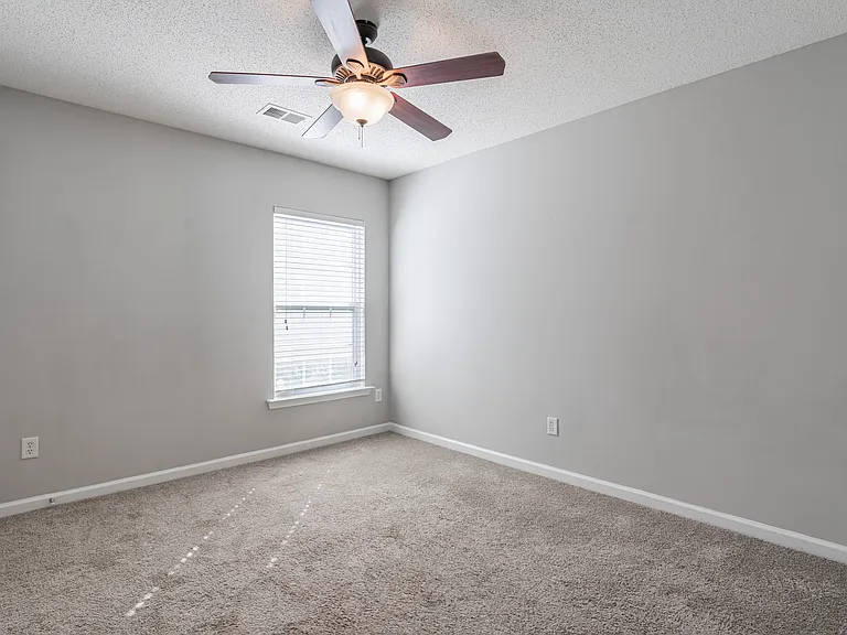 228 Rindle Dr — Photo 21