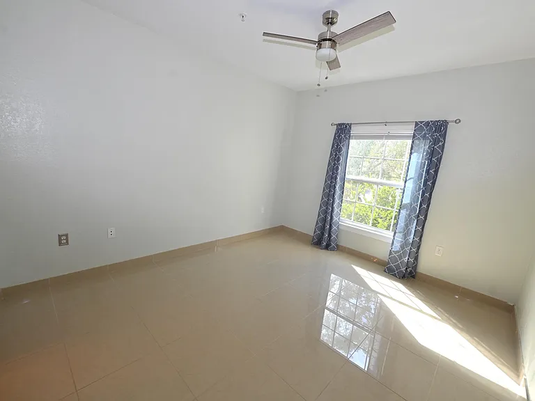 5110 Northridge Rd #202 — Photo 9