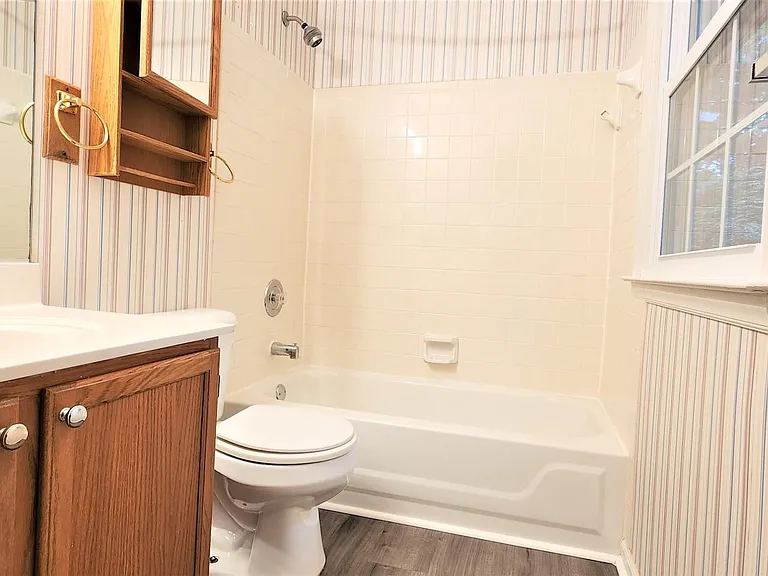 303 Woodstar Dr — Photo 22