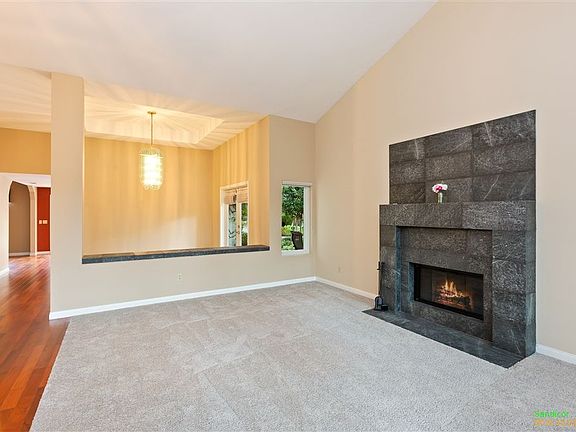 3rd image of 18383 Hampshire Ln