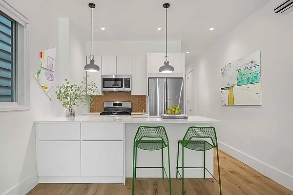 Rented by Garfield Realty  | media 11