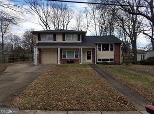 8813 Vernon View Dr, Alexandria, VA 22308
