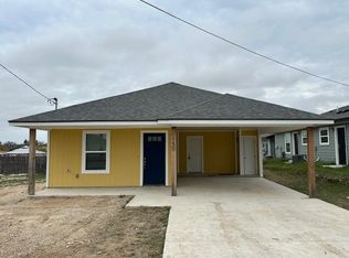 150 E Bowie St, Del Rio, TX 78840