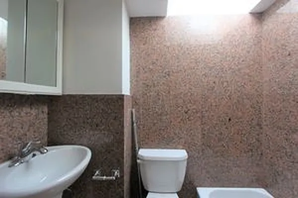 Rented by Compass | media 31