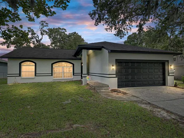 8054 Kaitlin Cir, Lakeland, FL 33810