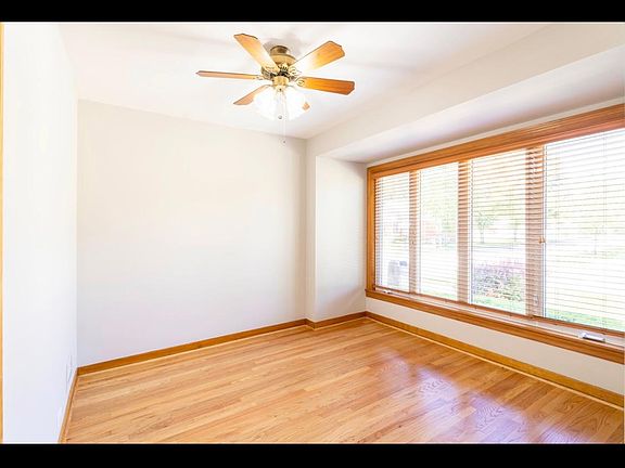 5th image of 5059 S Leamington Ave