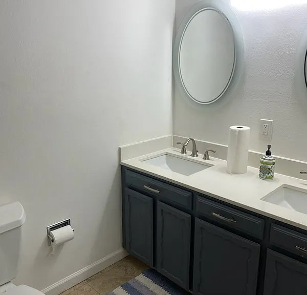 E Loma Vista Dr — Photo 4