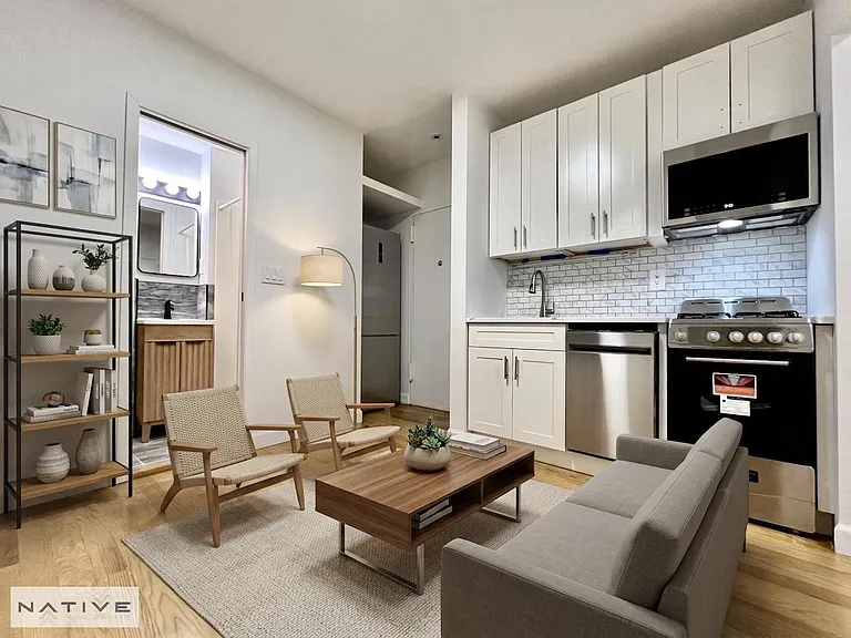168 India St #2 — Photo 7
