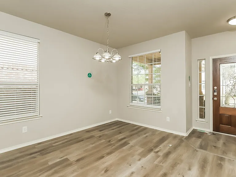 6319 Tulia Way — Photo 6