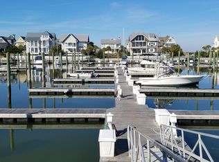 13-F Row Boat Row, Southport, NC 28461