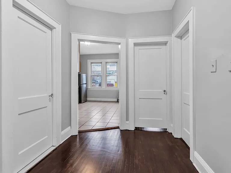 181 Jacoby St #2 — Photo 16