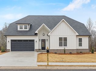 186 W Madison West St, Chatsworth, GA 30705