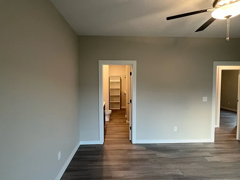 5183 N Cypress St — Photo 12