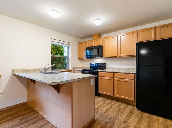 Hilda Lane Apartments, 3303 Hilda Ln Unit 109, Bellingham, WA 98225