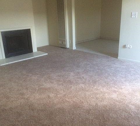 3rd image of 6561 Woodman Ave APT 8