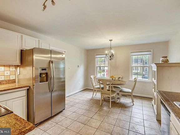 5th image of 11415 Empire Ln