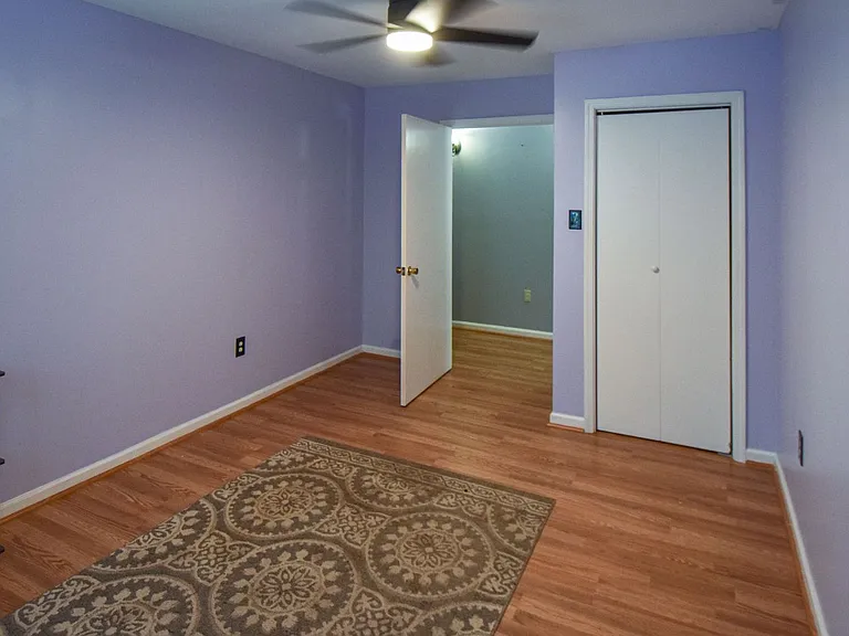 555 Shady Acres Dr — Photo 41