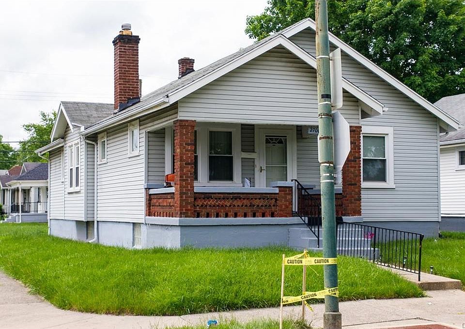 2700  Oakridge Drive Dayton OH 45417