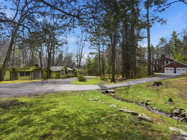 2320 Glasco Turnpike, Woodstock, NY 12498