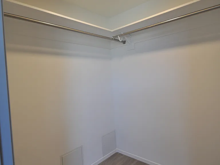 5720 Klump Ave #3 — Photo 25