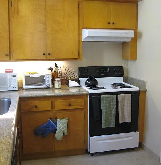 3745 Divisadero St #4 — Photo 6