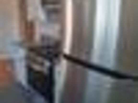 5th image of 331 1/2 N Heliotrope Dr