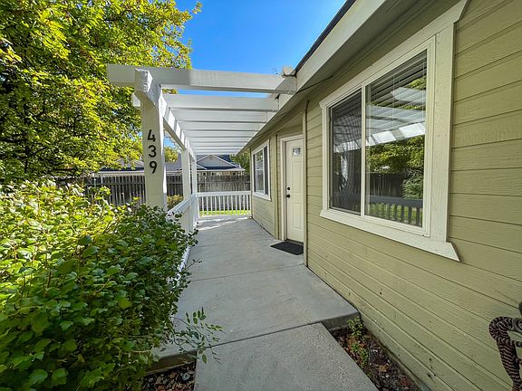 3rd image of 439 W State St
