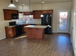 20628 White Dove Ln, Bend, OR 97702