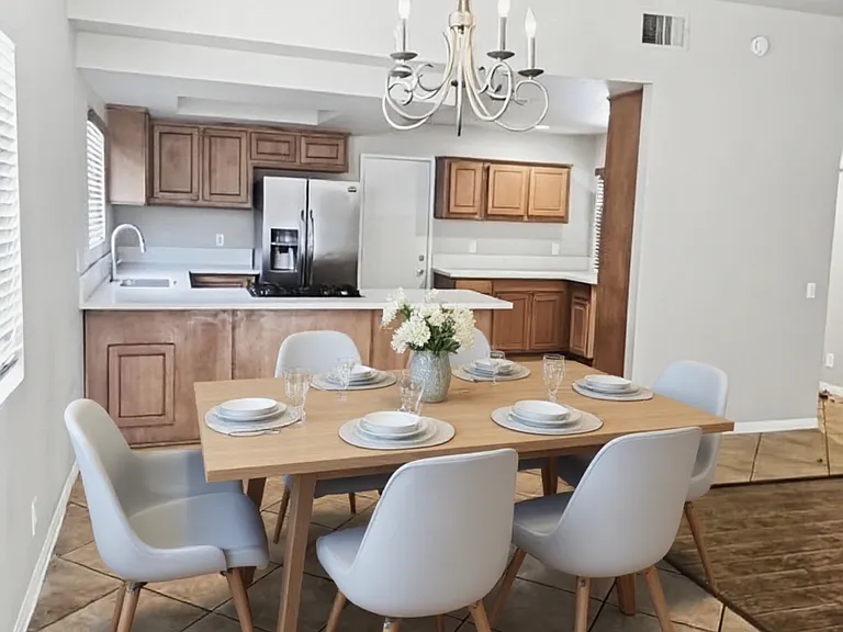 13715 El Rio Ln — Photo 3