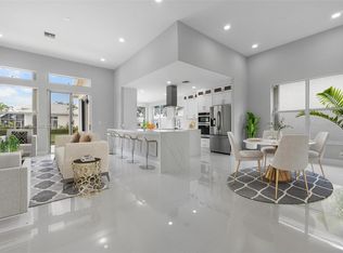 7973 Travlers Tree Dr, Boca Raton, FL 33433