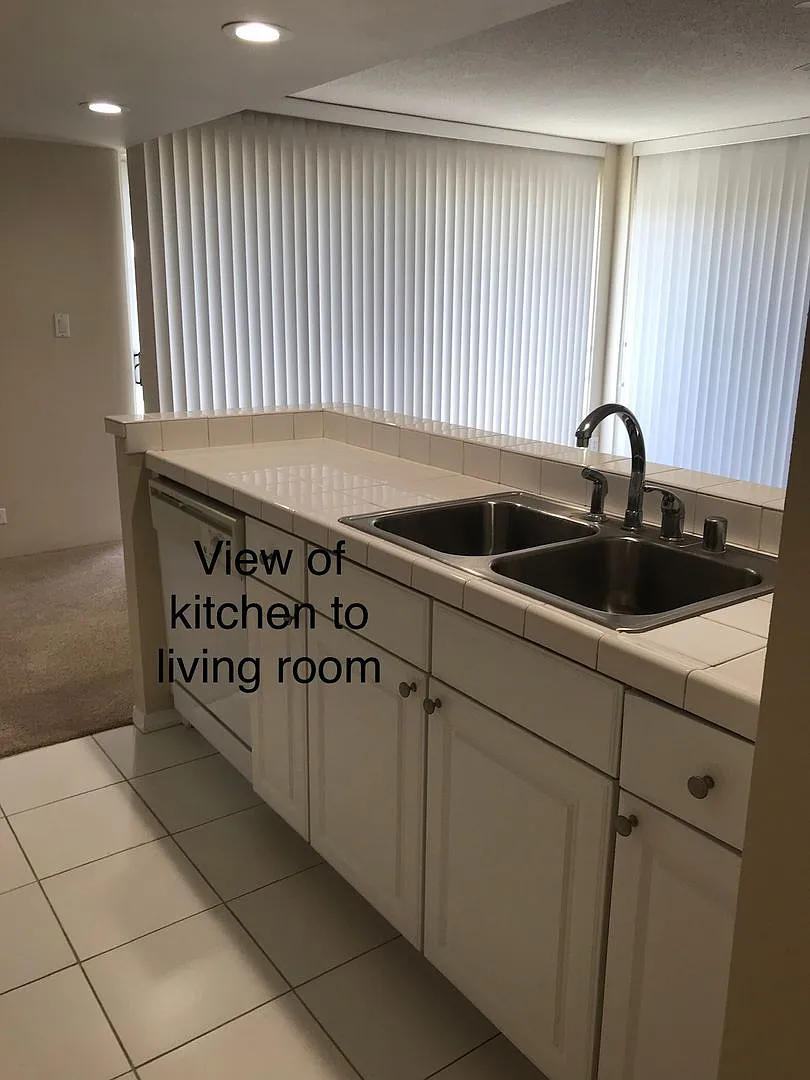 Parkview 9B — Photo 3