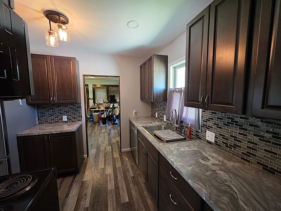 5th image of 1409 Norris Ave