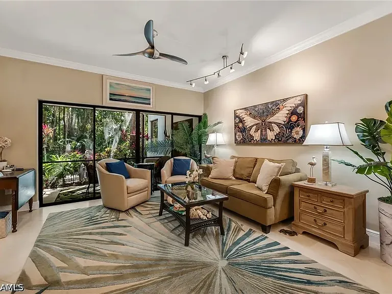 3310 Europa Dr #33 — Photo 10