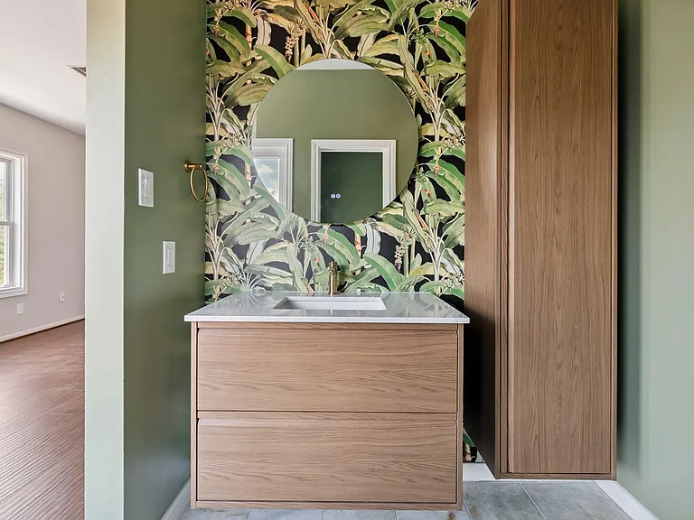 601 Sandman St — Photo 21