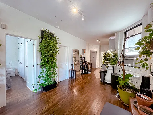 Rented by The Downtown LLC | media 45