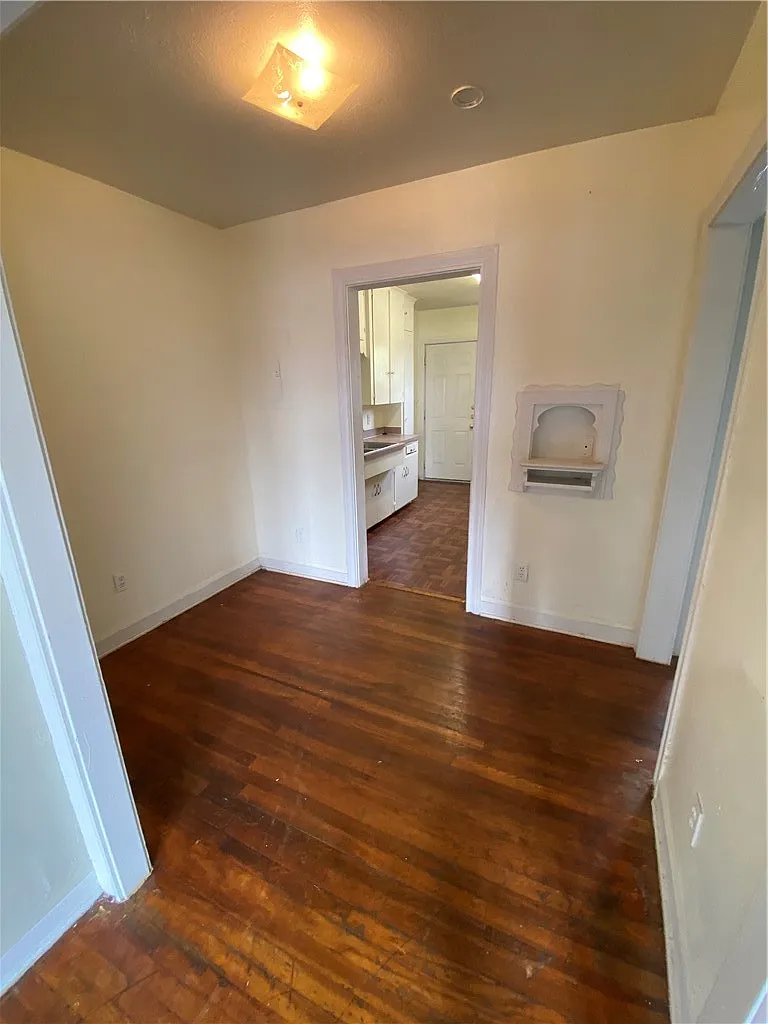 1 bed, 1.0 bath, 2656 sqft, $700 — Photo 3