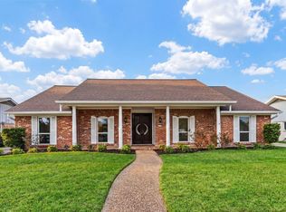 5710 Ariel St, Houston, TX 77096