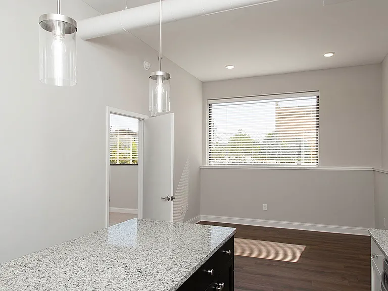 Second Avenue Apartments — Photo 12
