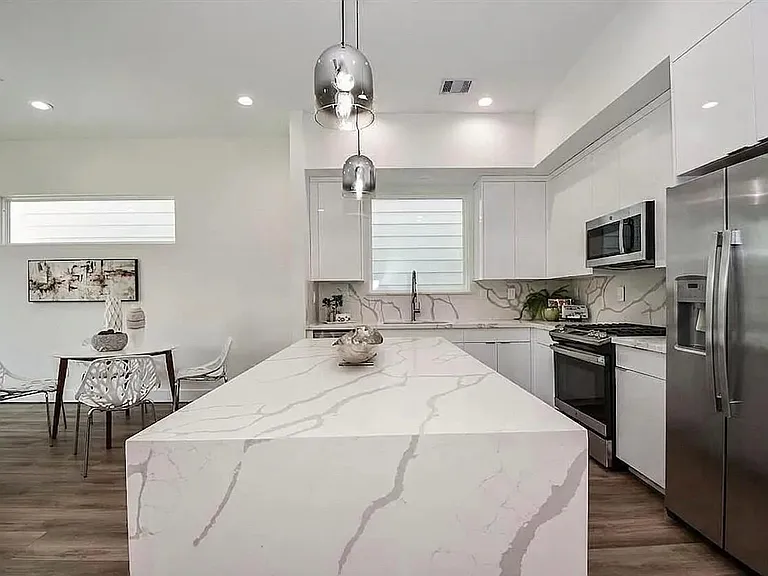 3609 Dennis St — Photo 11
