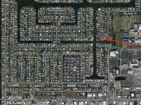 2nd image of 1324 SE 5th Ter