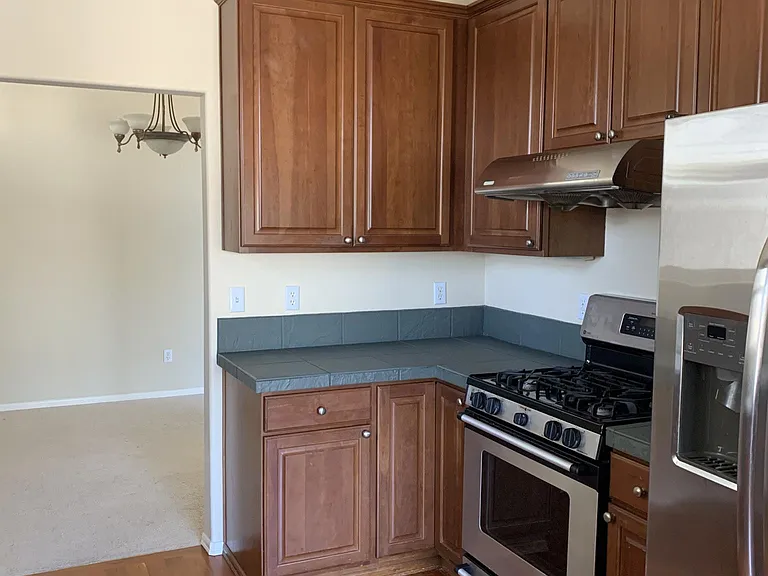 11312 NE 117th Pl — Photo 2
