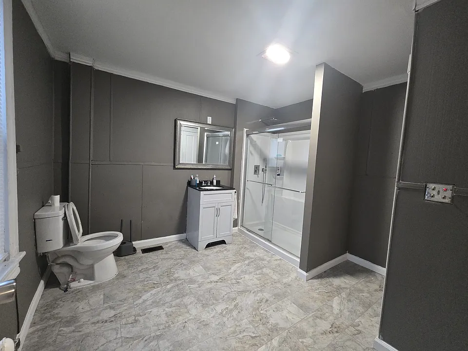 400 York Pl #1