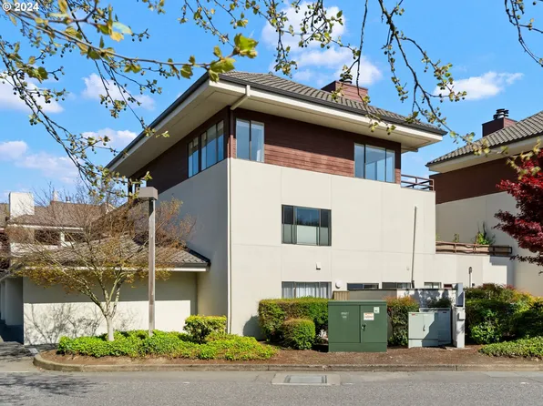5150 S Landing Dr Unit B2-301, Portland, OR 97239