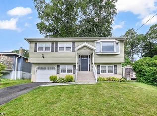 47 Mansel Dr, Landing, NJ 07850